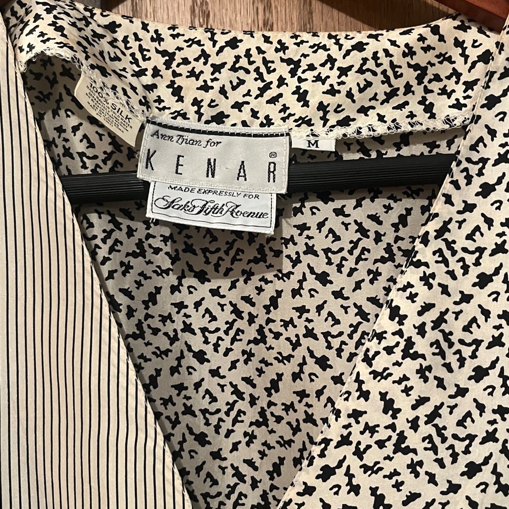 Kenar Monochrome Abstract Print Blouse